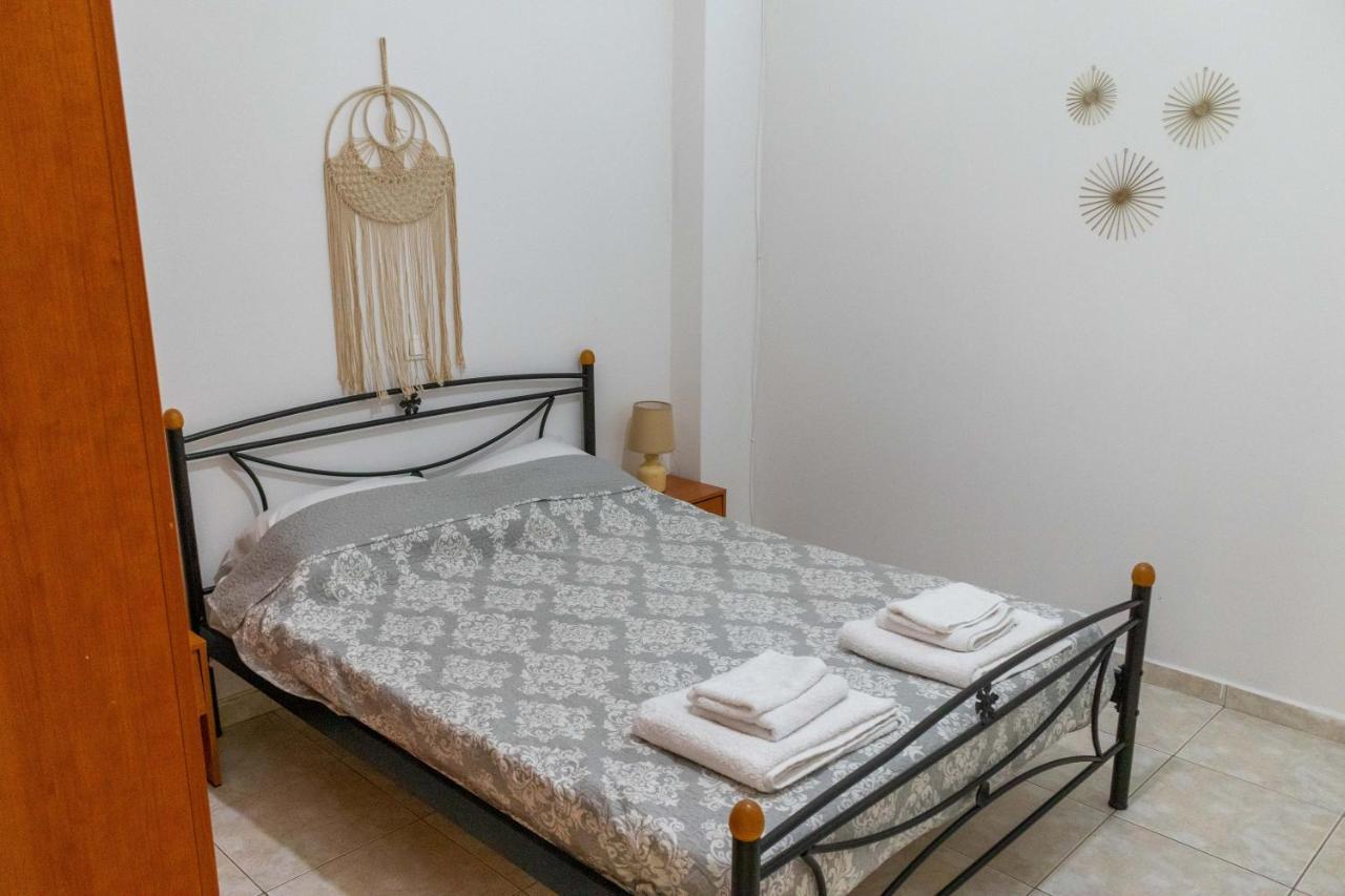 Friendly & Comfy Apartment Ierápetra Eksteriør billede