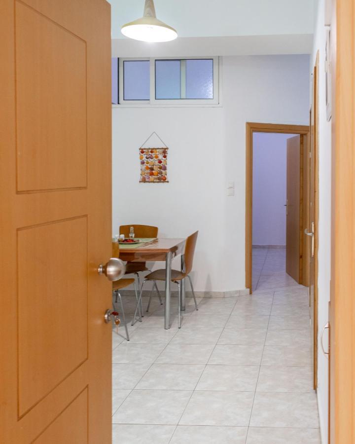 Friendly & Comfy Apartment Ierápetra Eksteriør billede